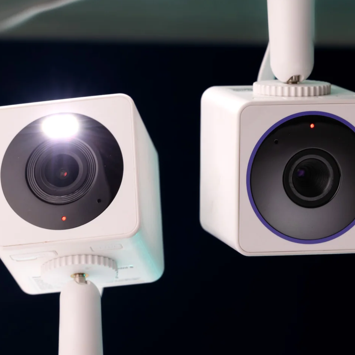 Smart camera glitch exposes people s homes to strangers The